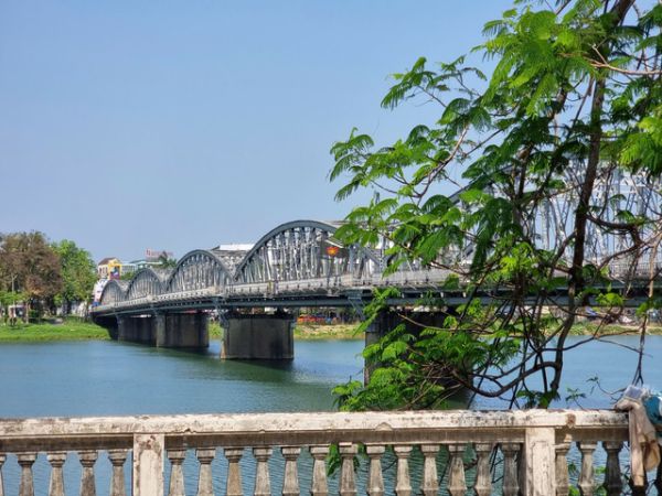 Pedicab Food Tour In Hue From Chan May Port